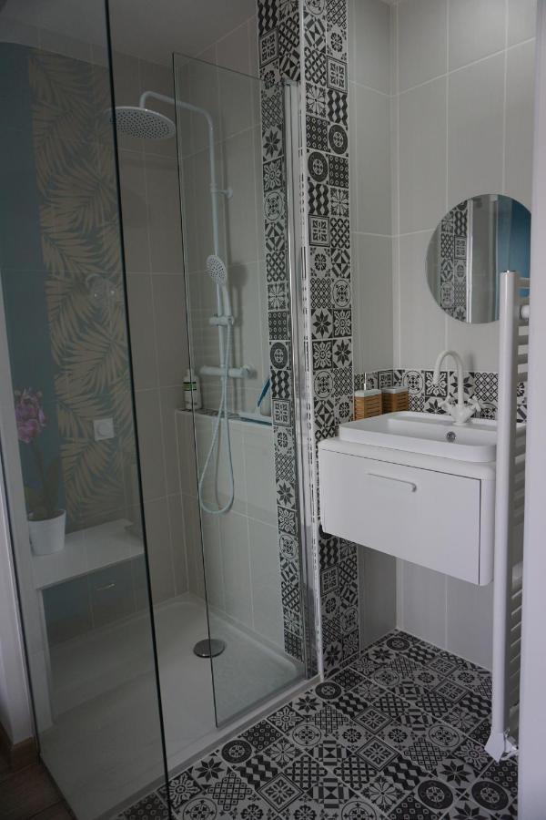 Appart Chic & Moderne Avec Balcon La Roche-sur-Yon Exteriör bild