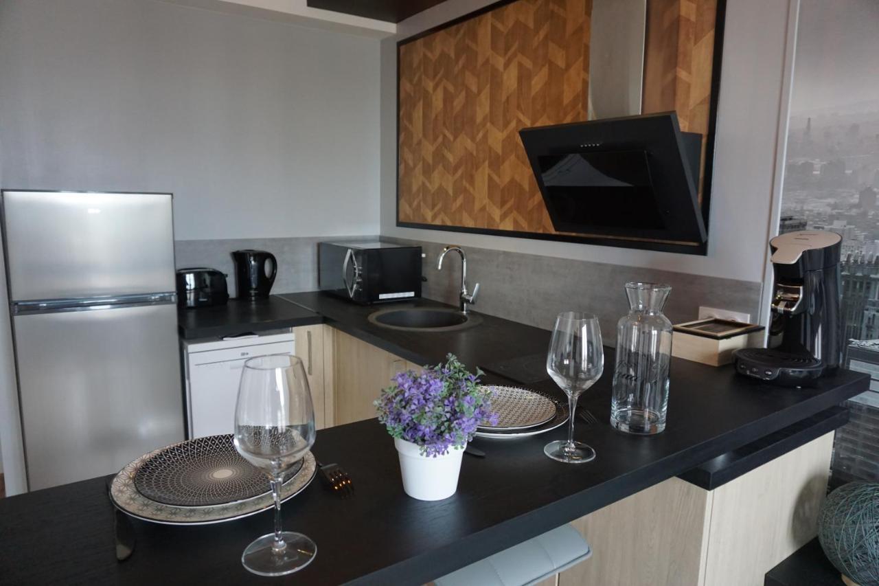 Appart Chic & Moderne Avec Balcon La Roche-sur-Yon Exteriör bild