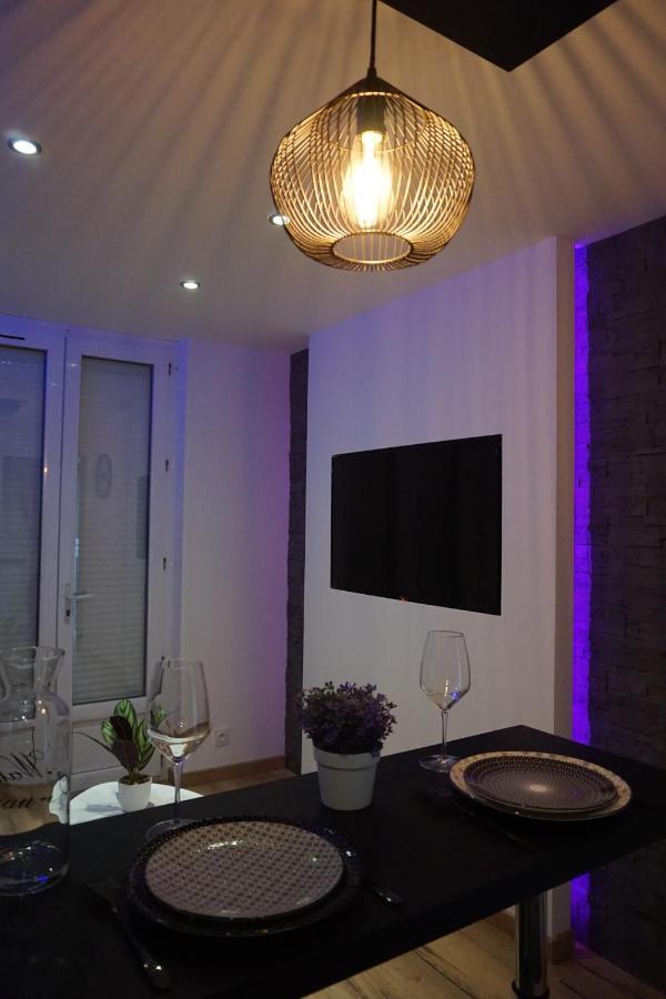 Appart Chic & Moderne Avec Balcon La Roche-sur-Yon Exteriör bild