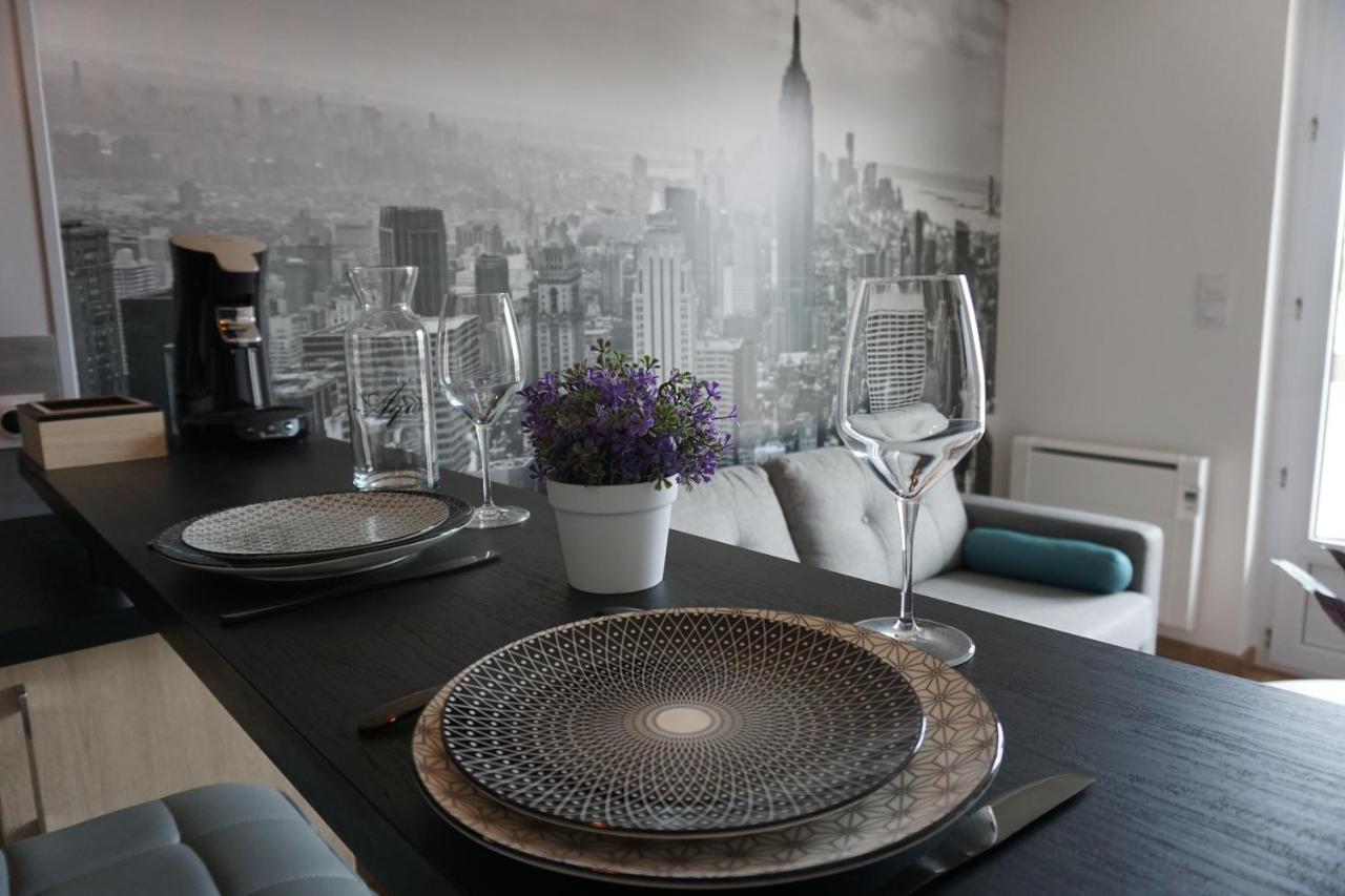 Appart Chic & Moderne Avec Balcon La Roche-sur-Yon Exteriör bild