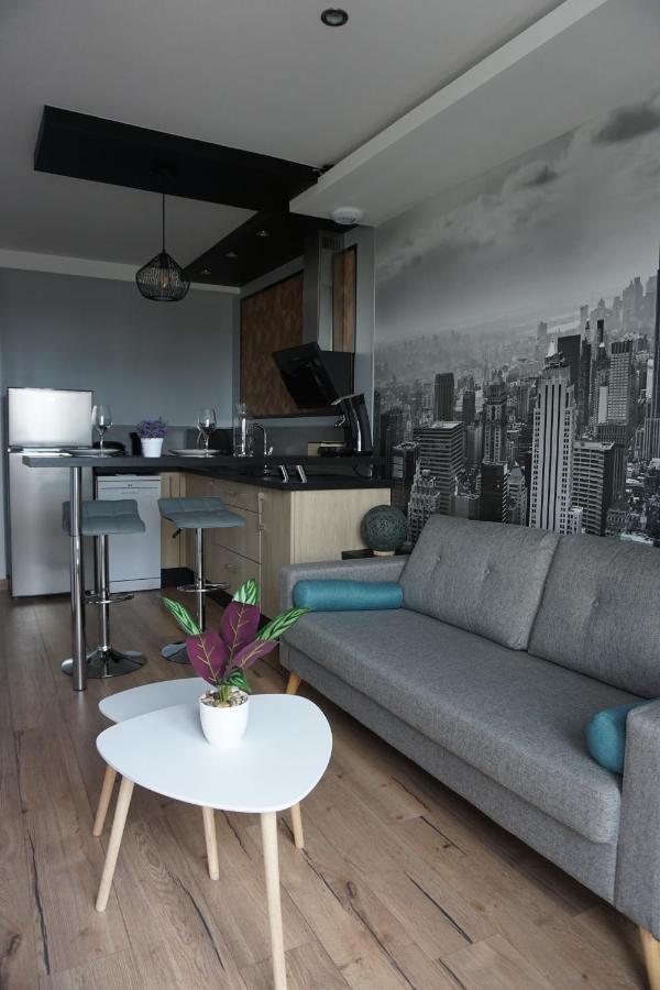 Appart Chic & Moderne Avec Balcon La Roche-sur-Yon Exteriör bild